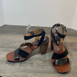 Kenneth Cole heeled sandals size 8 1/2